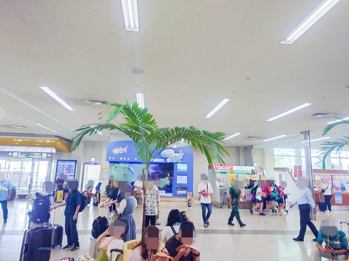 ポーたま 那覇空港国内線到着ロビー店外観
