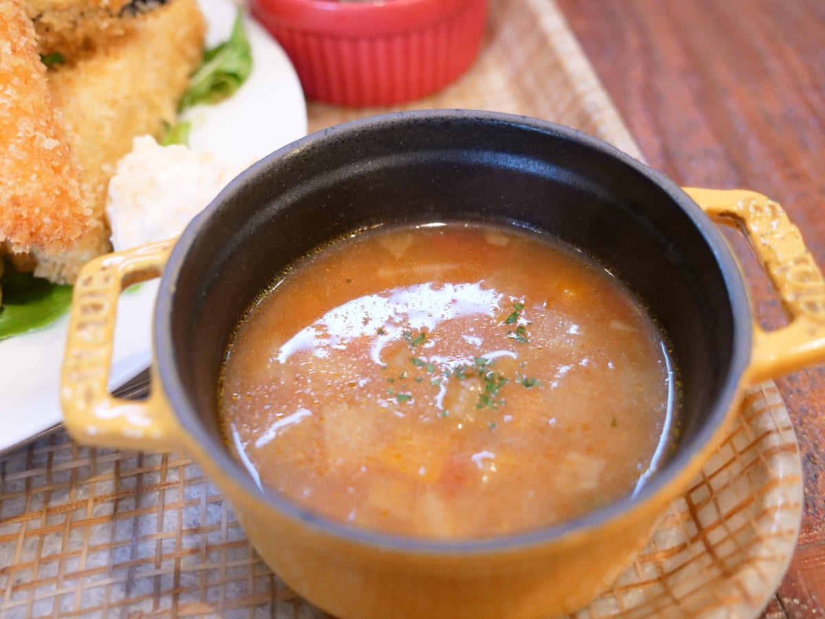 GRILL ＆ オーガニックレストラン Bio食堂 ランチプレートのスープ