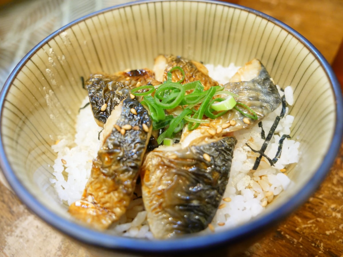 湘南 しんば　さば丼