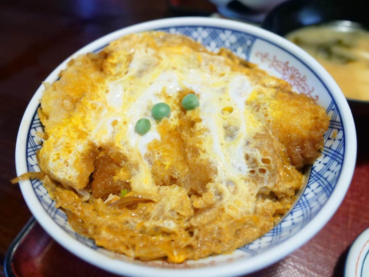 （有）藤斗屋大むら　かつ丼アップ画像