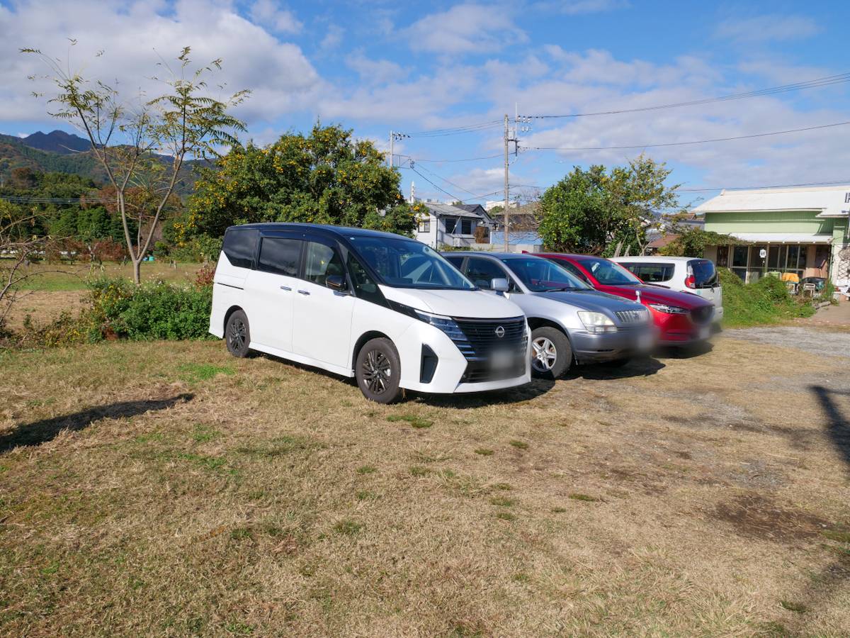 オリーヴの樹駐車場