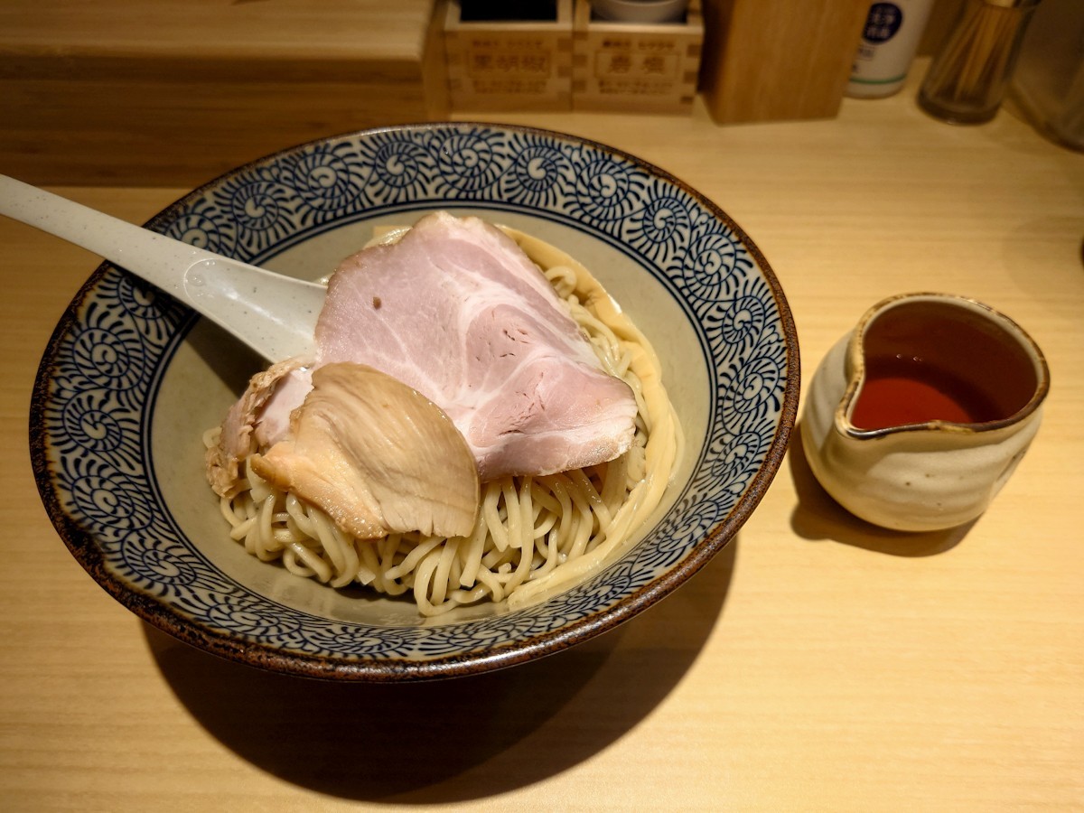 地鶏と蟹-中華そば-礎-本厚木駅　上州地鶏つけ麺