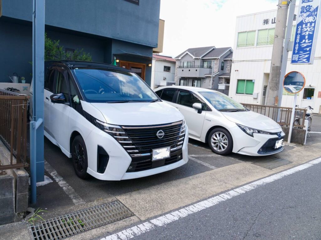 ビアンコレッラ駐車場