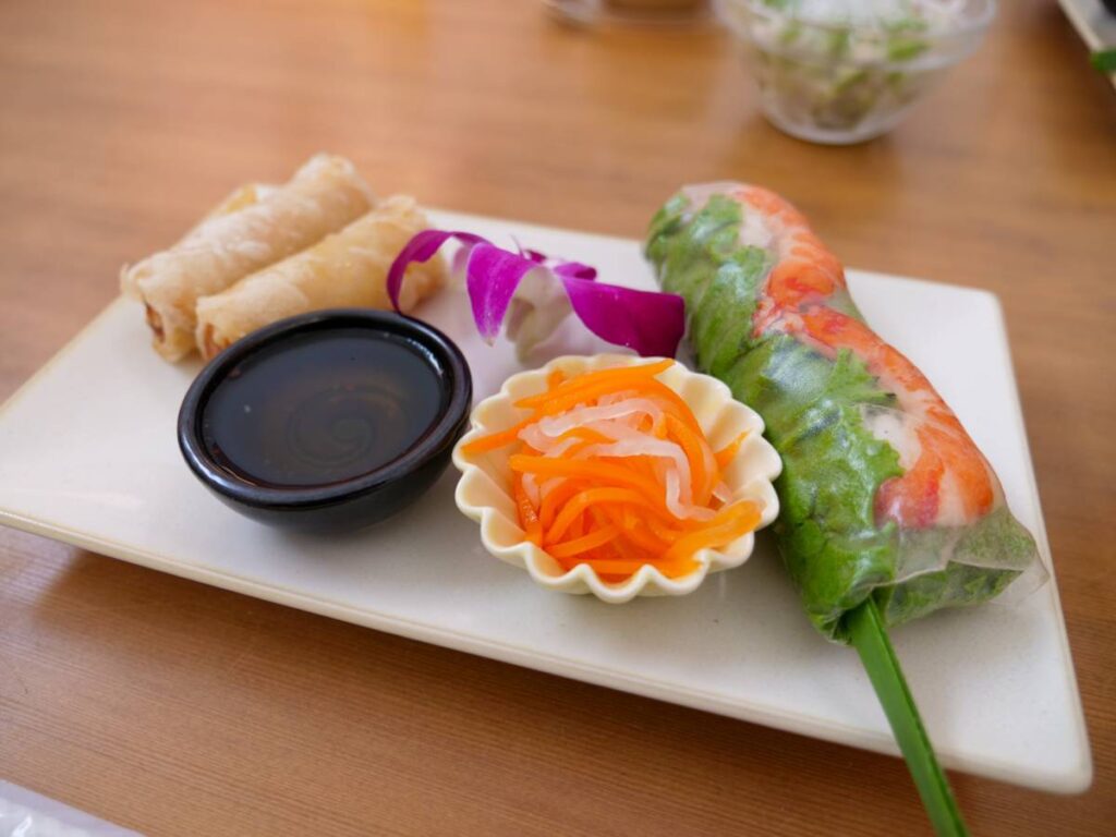 Oriental Cafe SUIREN（オリエンタルカフェ スイレン）店内メニュー
