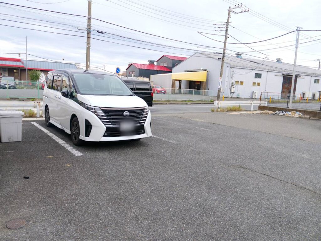 らぁ麺椿駐車場