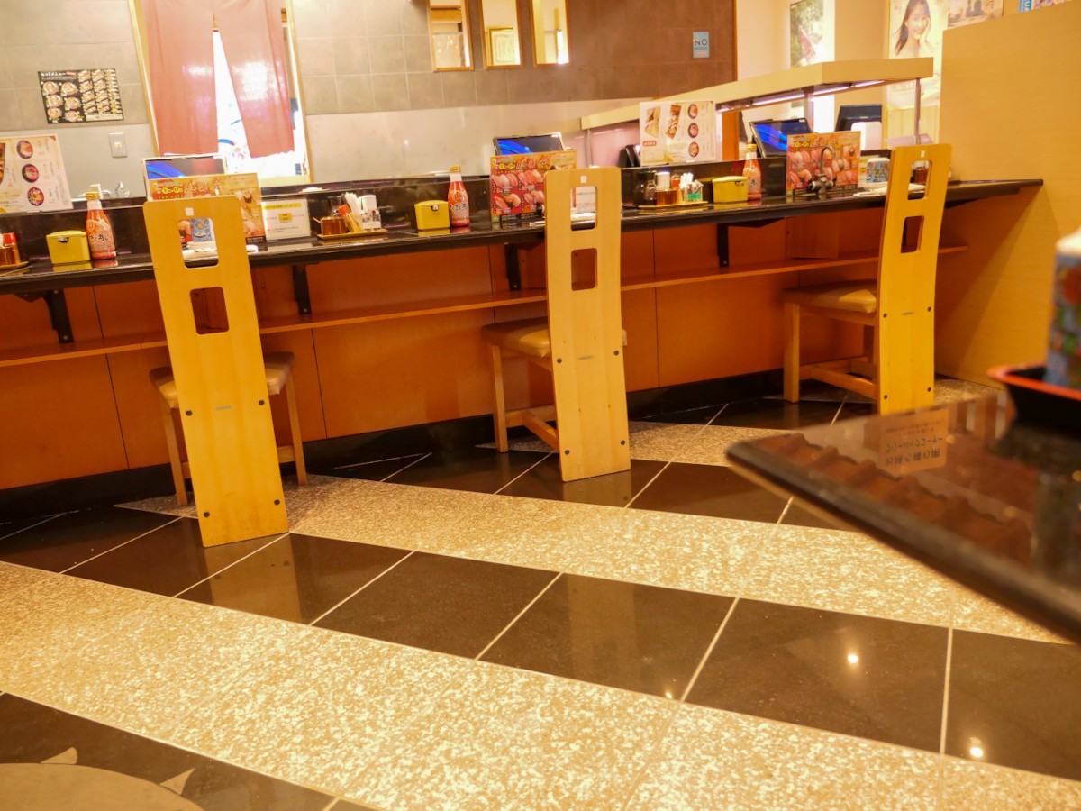 氷見きときと寿し 黒部店　内観