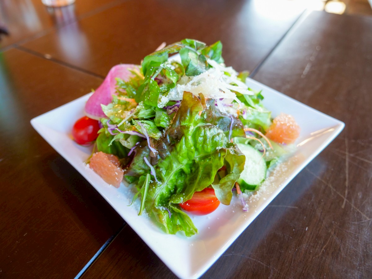 ビブラビブレ　彩りサラダプレート