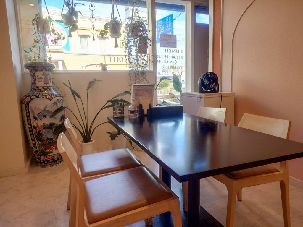 オディッシャ(ODISHA)店内