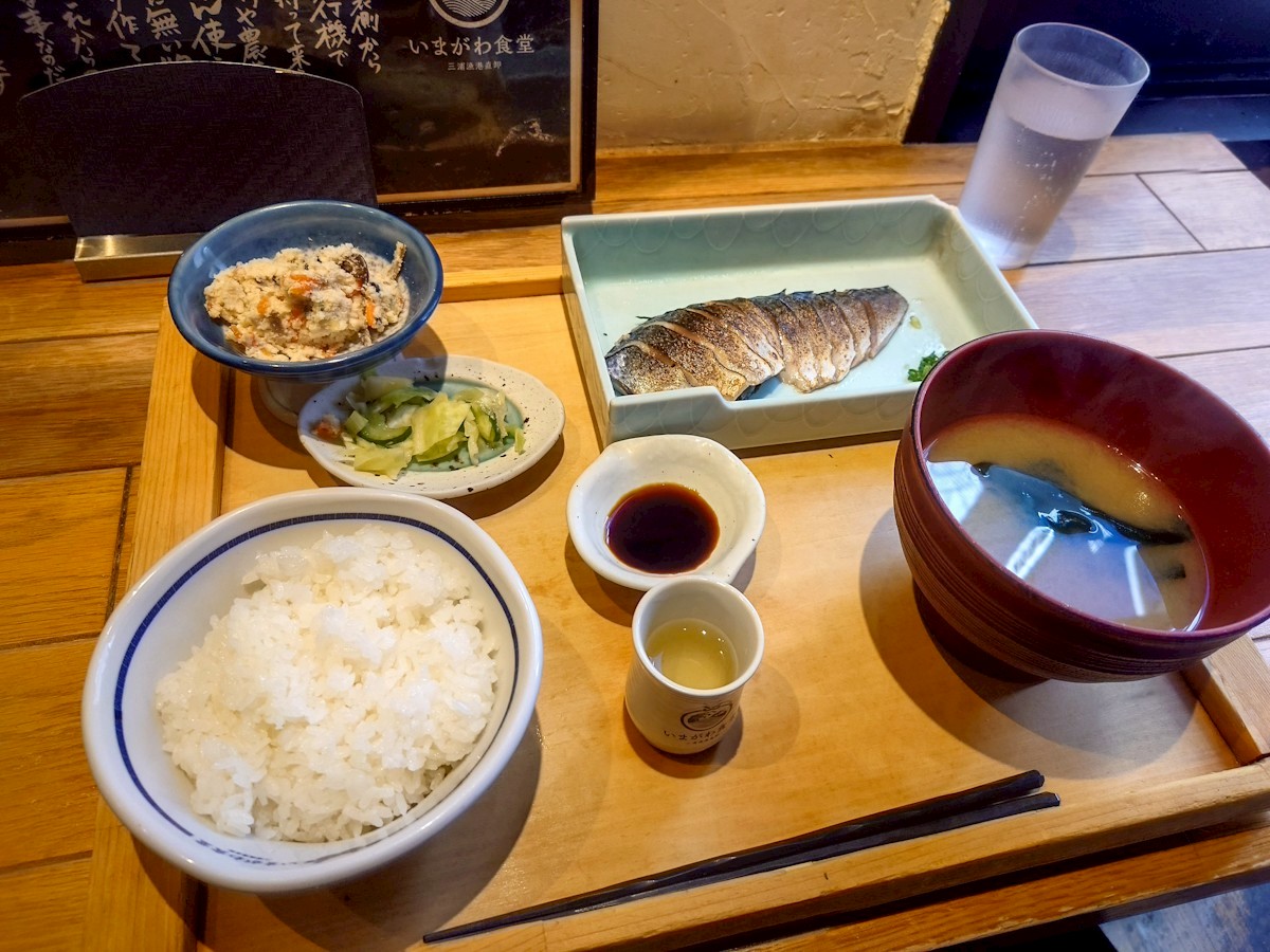 いまがわ食堂 町田店 大トロ炙りさば定食