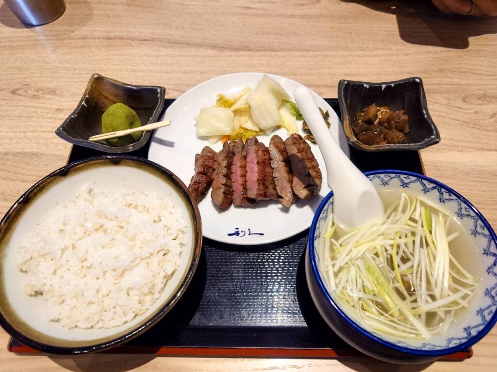 利久食堂 ジ・アウトレット湘南平塚メニュー