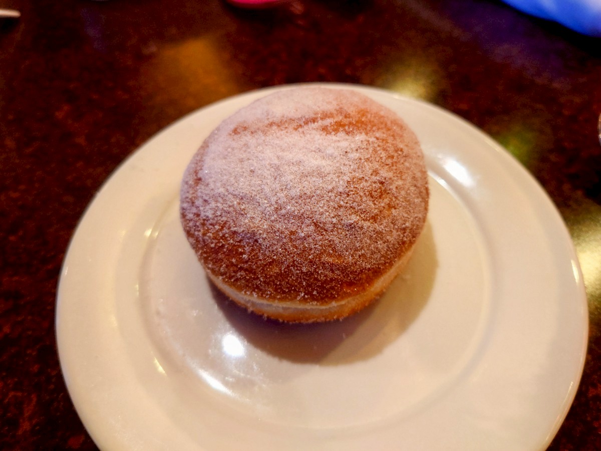 マカヒキ・アウラニ 前菜のマラサダ