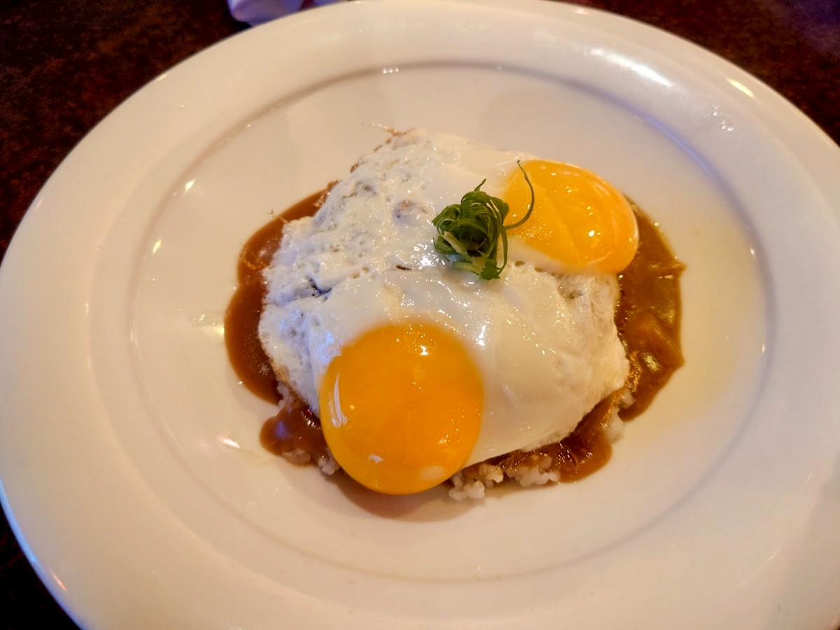 マカヒキ・アウラニ ハワイアンロコモコ