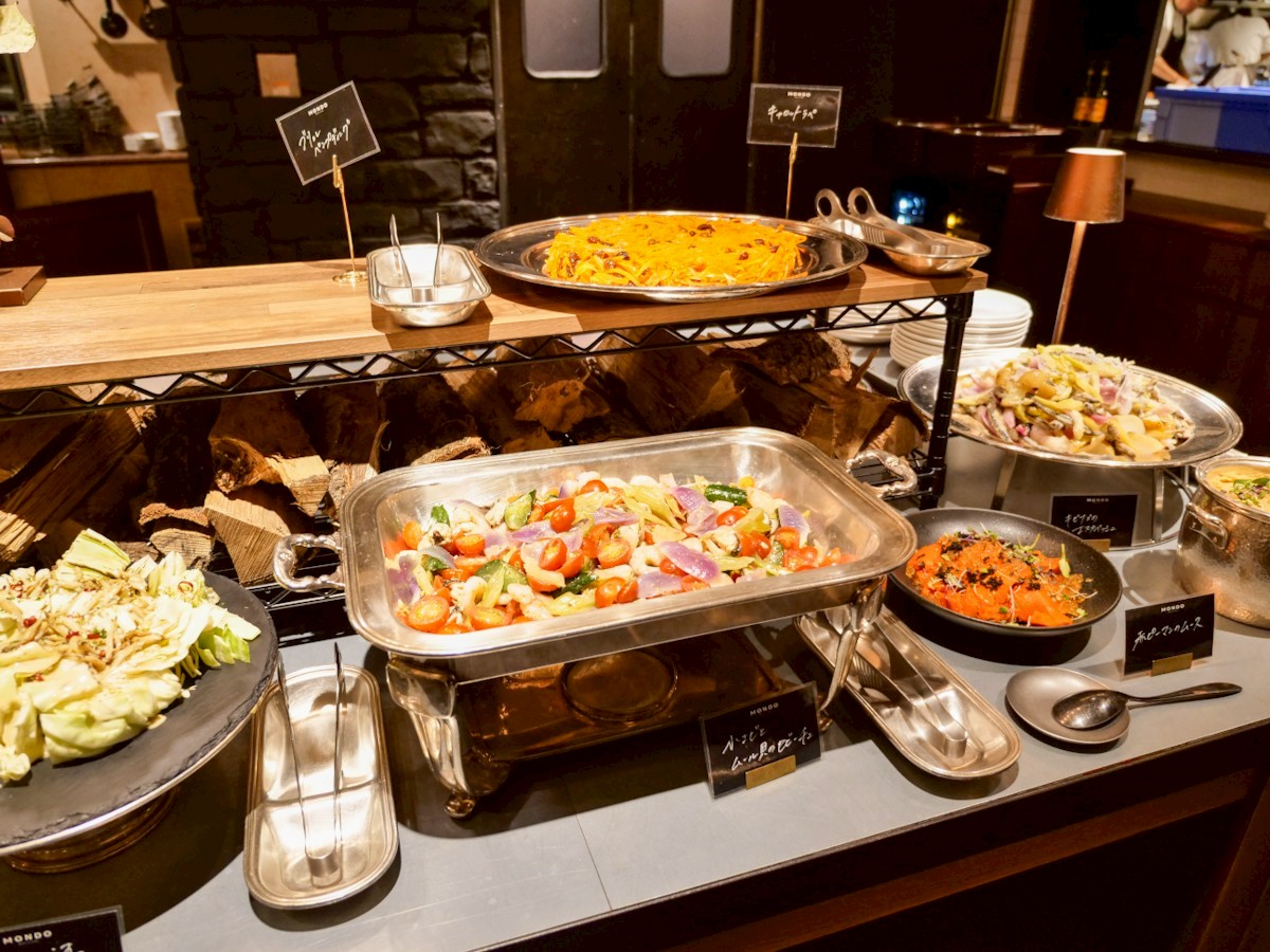 MONDO モンド 相模大野 ベーカリービュッフェの様子