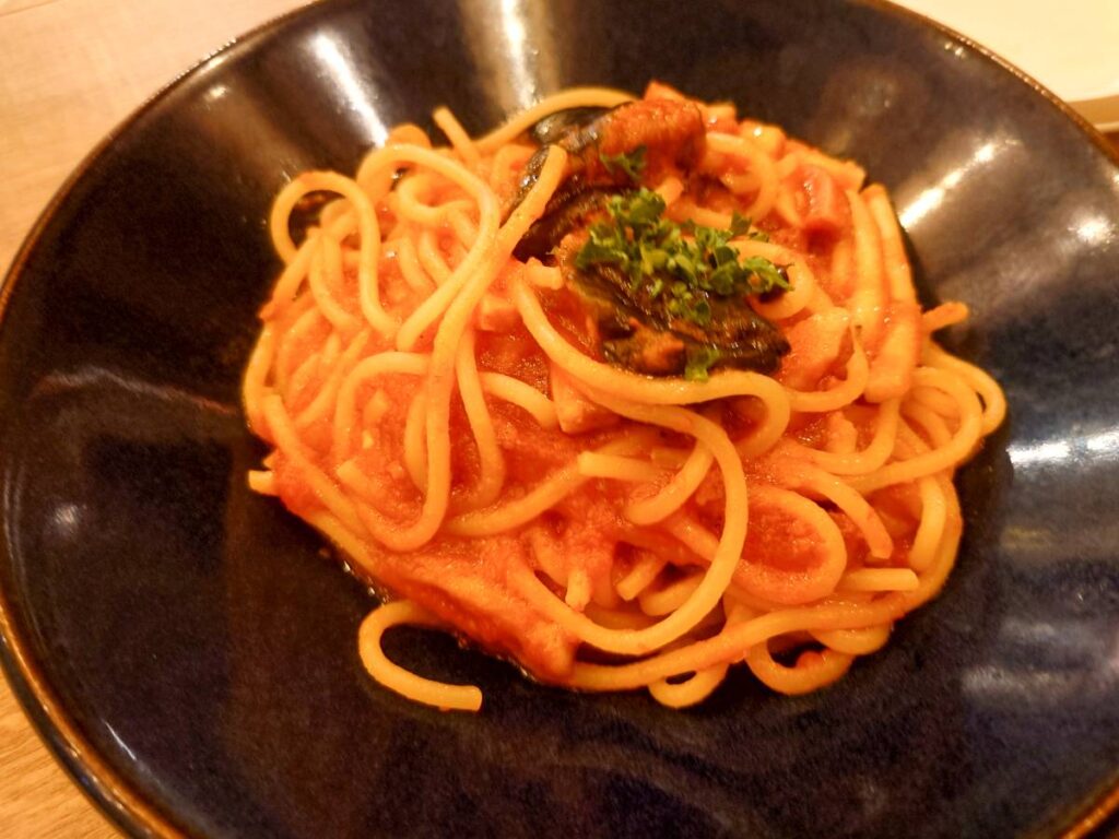 PISOLAのナスのアラビアータ