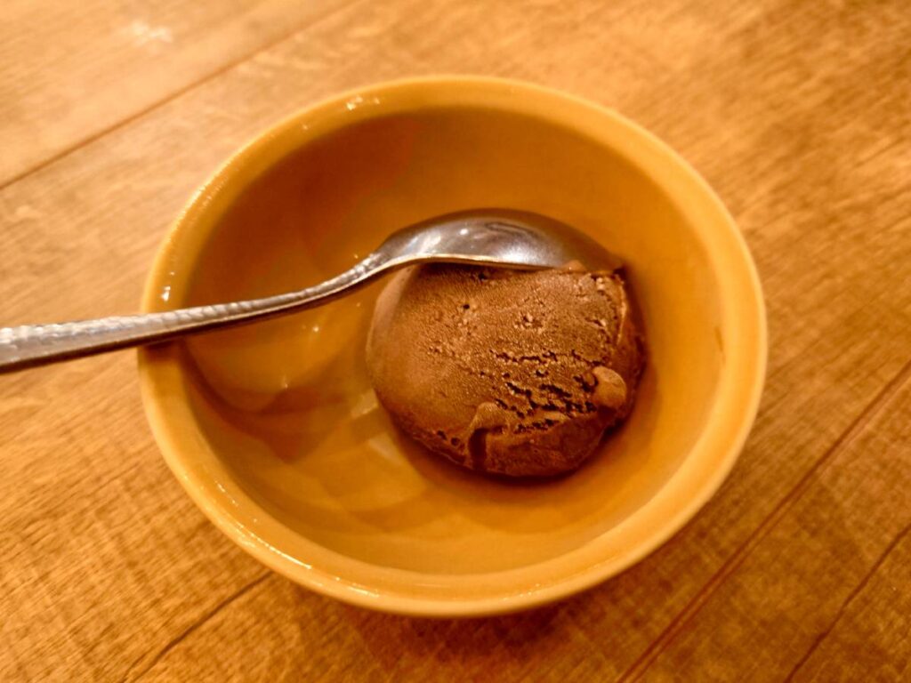 PISOLAのチョコアイス