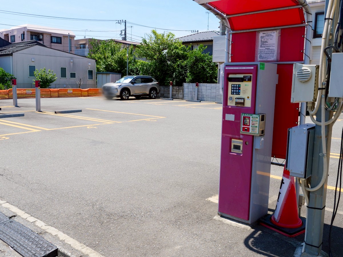 ワイキキコーヒー パーキング365南林間第1の駐車スペースの様子