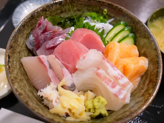 海鮮処なみりの海鮮丼