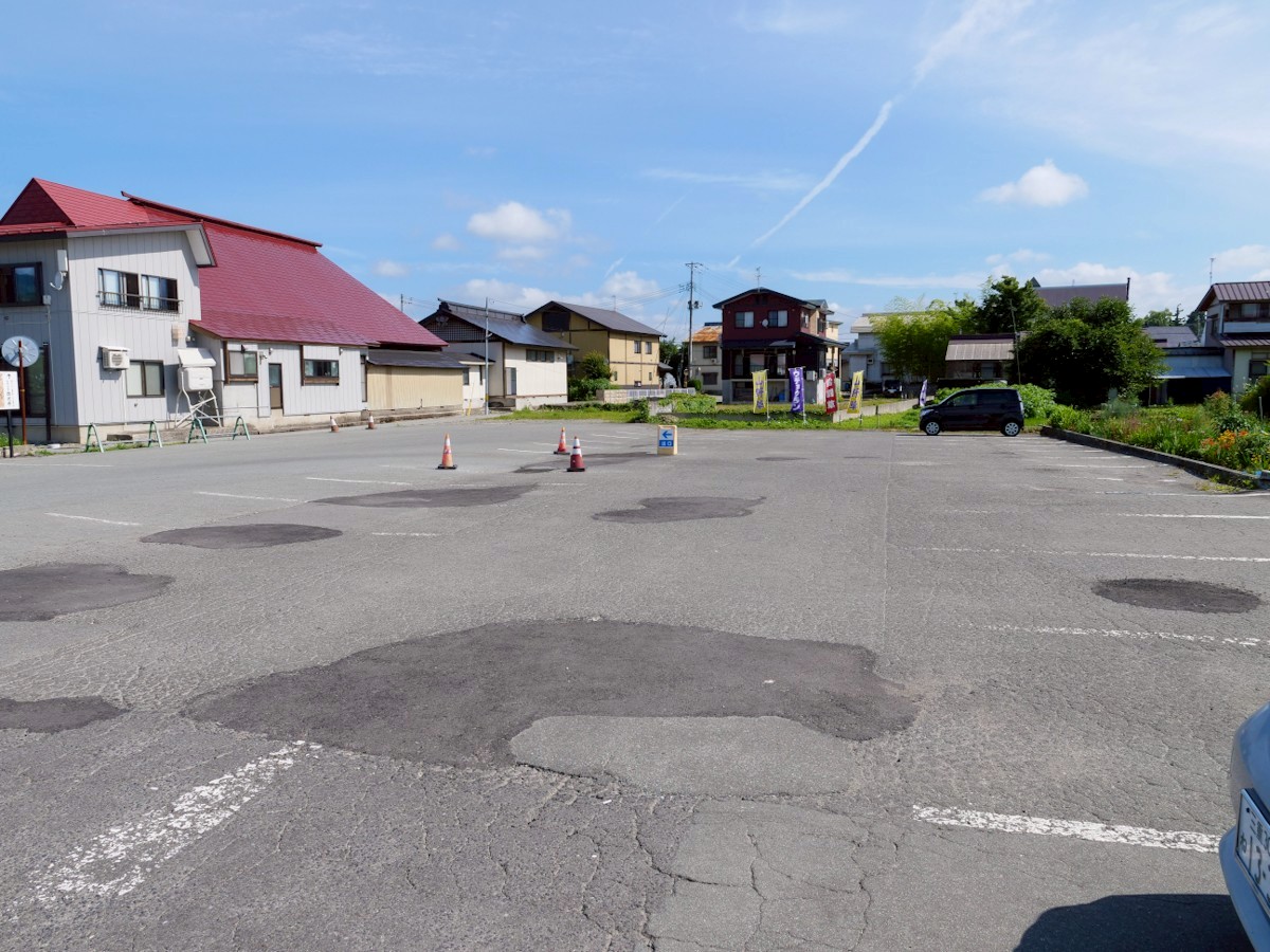 最上川千本だんご 駐車場