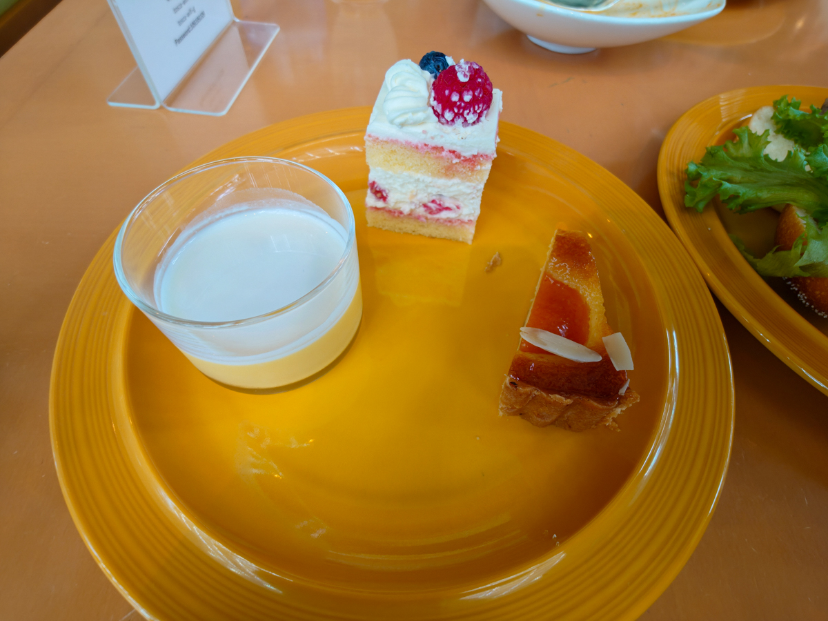 カフェ トスカ ケーキとドリンク