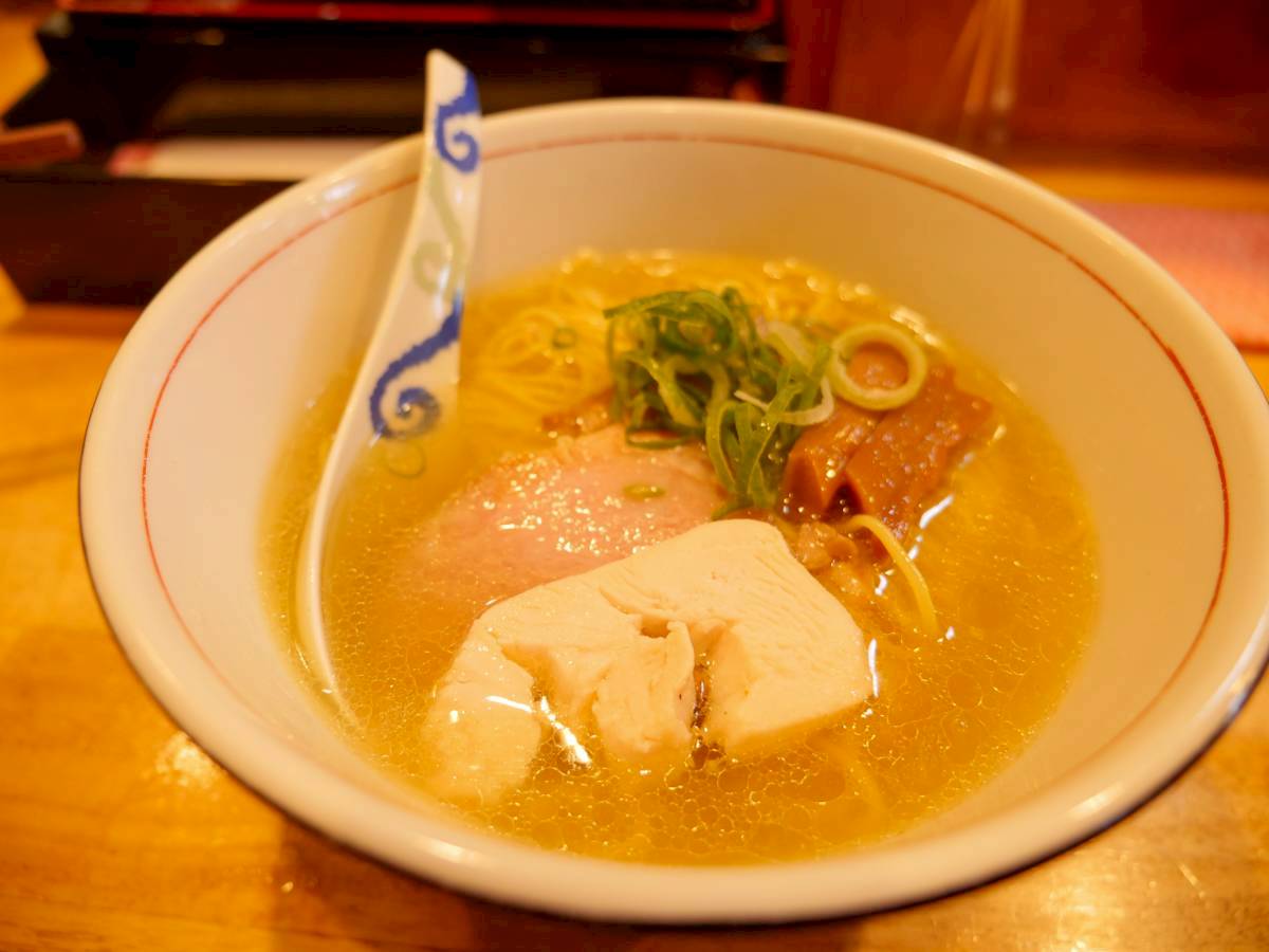 麺屋 ゆきひら 塩らーめん
